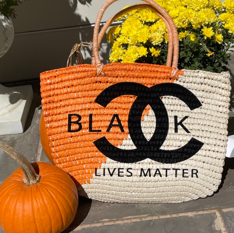 AMAZING GRAPHIC STRAW BAG!